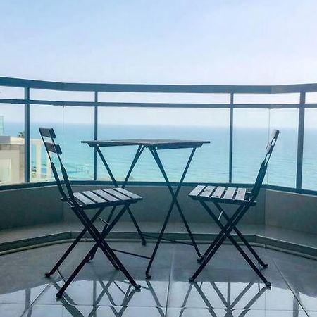 Royal Aparatment On The Sea , Blvd Nitza 34 Нетания Екстериор снимка