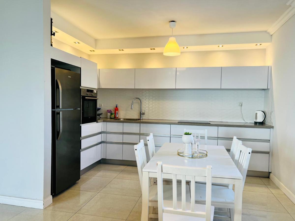 Royal Aparatment On The Sea , Blvd Nitza 34 Нетания Екстериор снимка